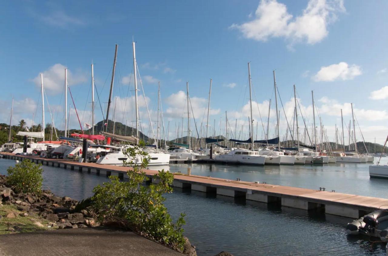 Un Pied-A-Terre Face A La Marina Apartment Le Marin ภายนอก รูปภาพ